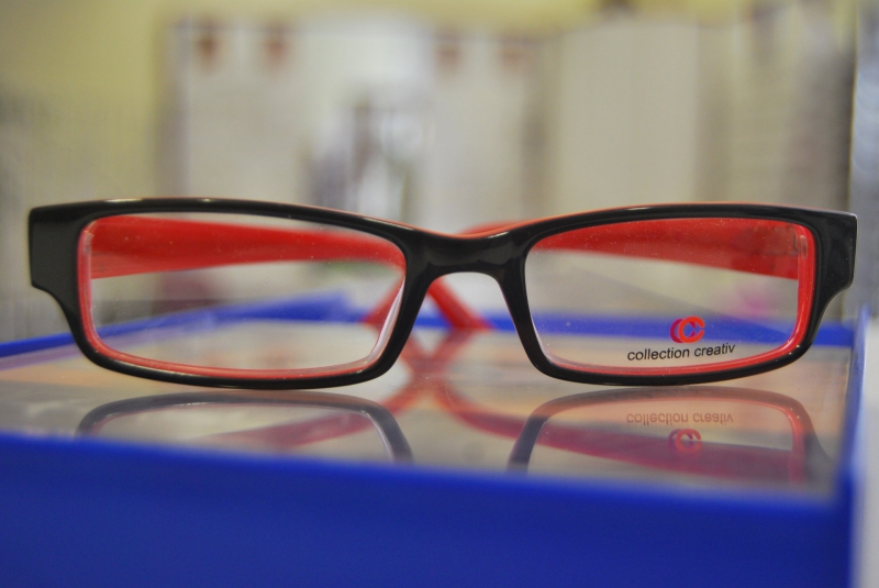 opticien-GORBIO-min_view-sight-lens-frame-optics-spectacles-1141012-pxhere.com